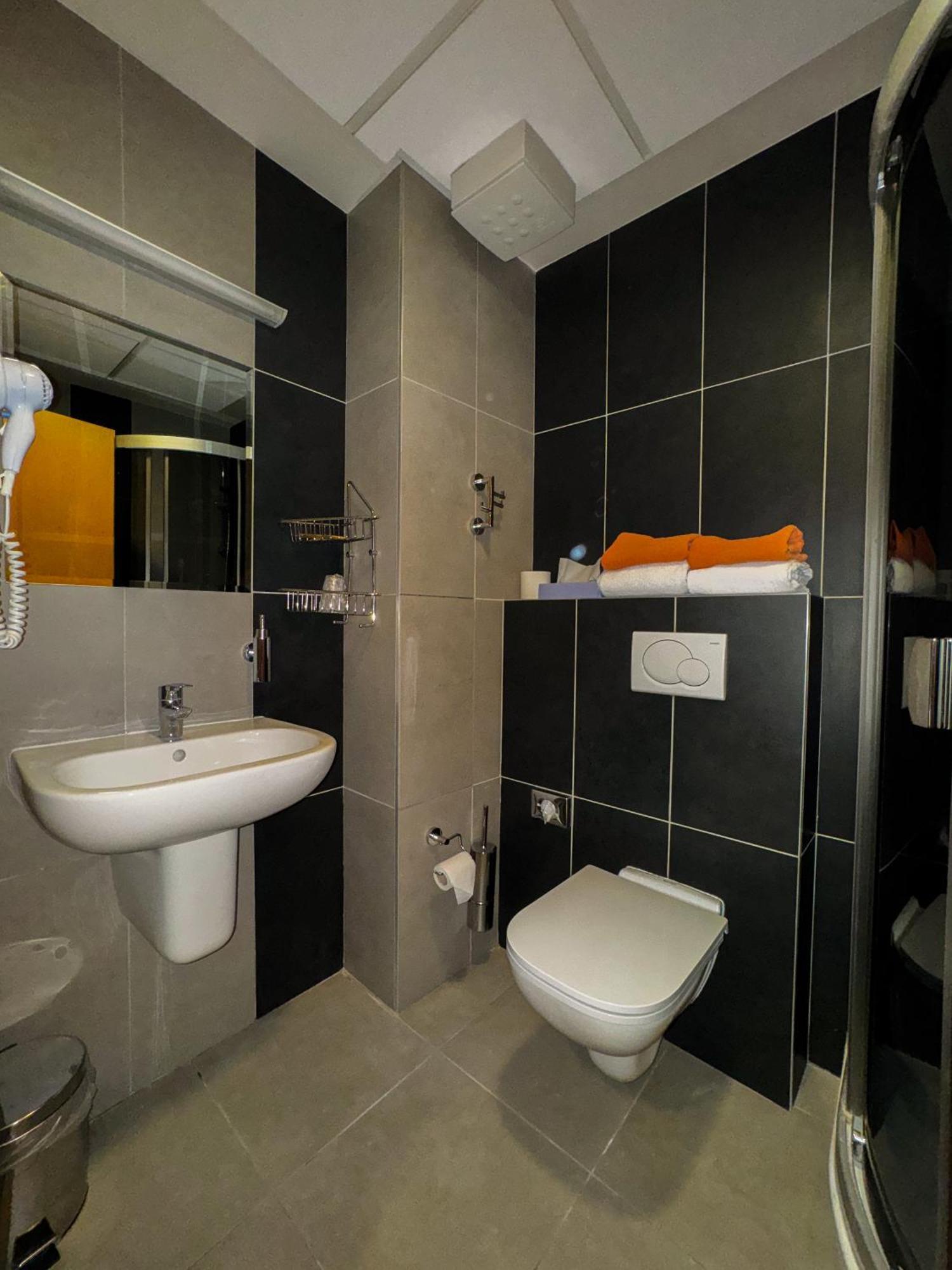 Hotel Sorea Regia Bratislava Esterno foto