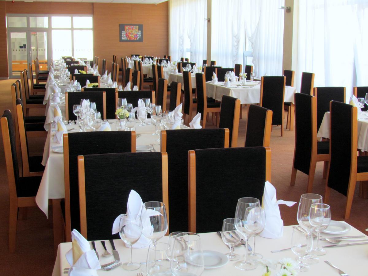 Hotel Sorea Regia Bratislava Esterno foto